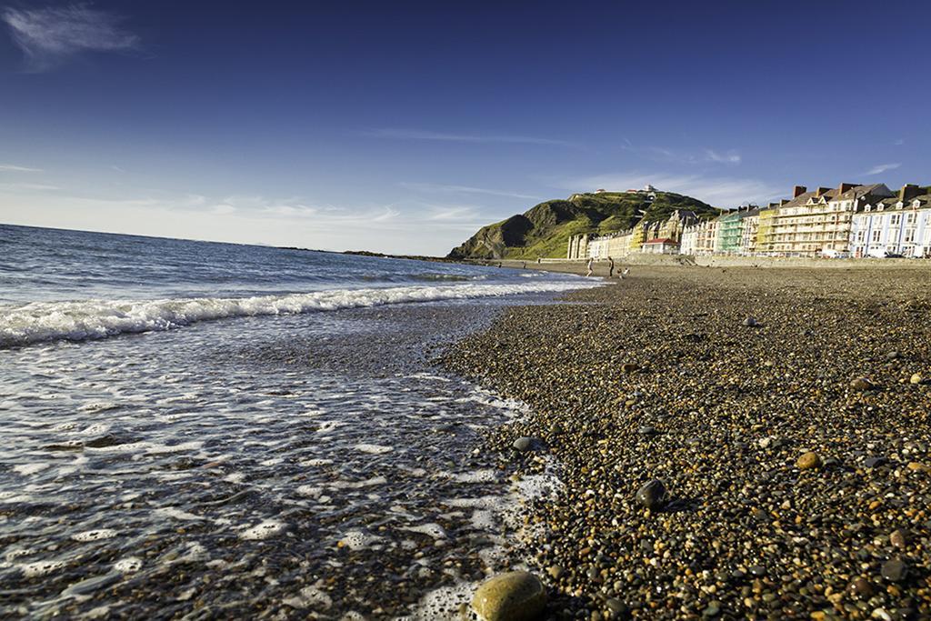 Awel Mor Holiday Apartment Aberystwyth Exteriör bild