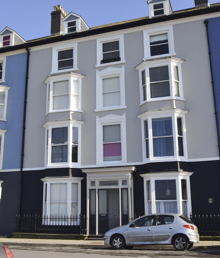 Awel Mor Holiday Apartment Aberystwyth Exteriör bild